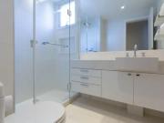 Apartamento com 3 dormitórios para alugar, 134 m² por R$...