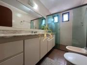 Apartamento com 3 dormitórios para alugar, 140 m² por R$...