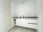 Apartamento com 3 dormitórios para alugar, 180 m² por R$...
