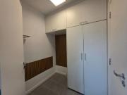 Apartamento com 3 dormitórios para alugar, 184 m² por R$...