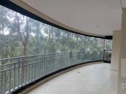 Apartamento com 3 dormitÃ³rios para alugar, 202 mÂ² por...