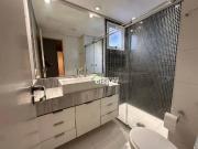 Apartamento com 3 dormitórios para alugar, 230 m² por R$...