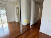 Apartamento com 3 dormitÃ³rios para alugar, 351 mÂ² por...