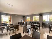 Apartamento com 3 dormitórios para alugar, 65 m² por R$...