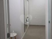 Apartamento com 3 dormitórios para alugar, 84 m² por R$...