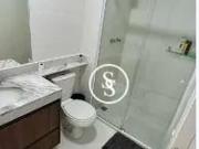 Apartamento com 3 dormitórios para alugar, 94 m² por R$...