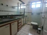 Apartamento com 3 dormitórios à venda, 199 m² por R$...