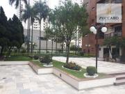 Apartamento com 3 dormitórios à venda, 320 m² por R$...