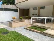 Apartamento com 3 quartos à venda, 93 m² por R$ 680.000...