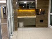 Apartamento com 3 dormitórios à venda, 131 m² por R$...