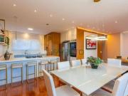 Apartamento com 3 dormitórios à venda, 142 m² por R$...