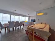 Apartamento com 3 dormitórios à venda, 147 m² por R$...