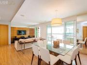 Apartamento com 3 dormitórios à venda, 153 m² por R$...