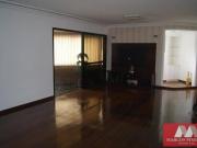 Apartamento com 3 dormitórios à venda, 156 m² por R$...