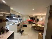 Apartamento com 3 dormitórios à venda, 160 m² por R$...