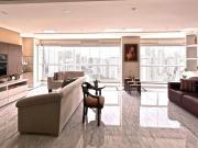 Apartamento com 3 dormitórios à venda, 161 m² por R$...