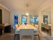 Apartamento com 3 dormitórios à venda, 165 m² por R$...