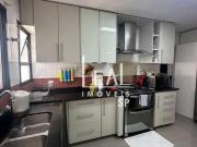 Apartamento com 3 dormitórios à venda, 170 m² por R$...