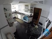 Apartamento com 3 dormitórios à venda, 180 m² por R$...