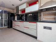 Apartamento com 3 dormitórios à venda, 184 m² por R$...