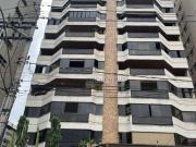 Apartamento com 3 dormitórios à venda, 185 m² por R$...