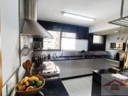 Apartamento com 3 dormitórios à venda, 189 m² por R$...