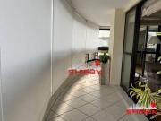 Apartamento com 3 dormitórios à venda, 193 m² por R$...