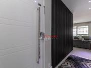 Apartamento com 3 dormitórios à venda, 197 m² por R$...