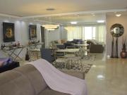 Apartamento com 3 dormitórios à venda, 198 m² por R$...