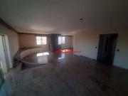 Apartamento com 3 dormitórios à venda, 200 m² por R$...