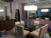 Apartamento com 3 dormitórios à venda, 200 m² por R$...