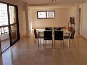 Apartamento com 3 dormitórios à venda, 200 m² por R$...