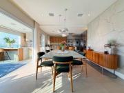 Apartamento com 3 dormitórios à venda, 200 m² por R$...