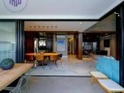 Apartamento com 3 dormitórios à venda, 214 m² por R$...