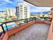 Apartamento com 3 dormitórios à venda, 220 m² por R$...
