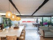 Apartamento com 3 dormitórios à venda, 220 m² por R$...