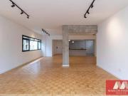 Apartamento com 3 dormitórios à venda, 220 m² por R$...