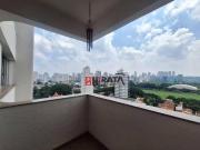 Apartamento com 3 dormitórios à venda, 221 m² por R$...