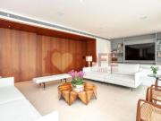 Apartamento com 3 dormitórios à venda, 221 m² por R$...