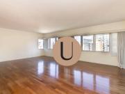 Apartamento com 3 dormitórios à venda, 224 m² por R$...