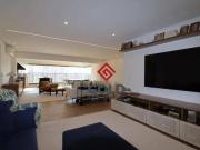 Apartamento com 3 dormitórios à venda, 227 m² por R$...