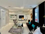 Apartamento com 3 dormitórios à venda, 233 m² por R$...