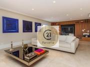 Apartamento com 3 dormitórios à venda, 246 m² por R$...