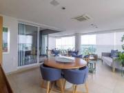 Apartamento com 3 dormitórios à venda, 251 m² por R$...