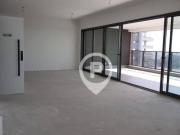 Apartamento com 3 dormitórios à venda, 326 m² por R$...