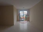 Apartamento com 3 dormitórios à venda, 61 m² por R$...