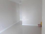 Apartamento com 3 dormitórios à venda, 65 m² por R$...