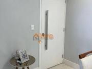 Apartamento com 3 dormitórios à venda, 69 m² por R$...