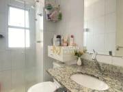 Apartamento com 3 dormitórios à venda, 69 m² por R$...