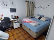 Apartamento com 3 dormitórios à venda, 70 m² por R$...